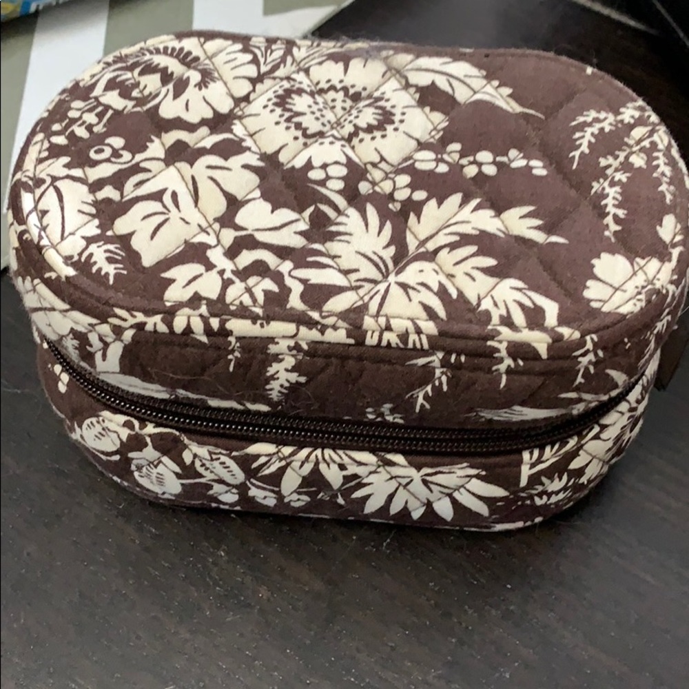 Hard sided jewelry cosmetic travel case